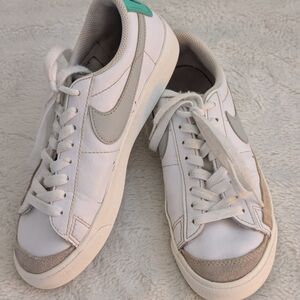 Good Condition: Nike Blazer Low ‘77 Kid’s 3.5